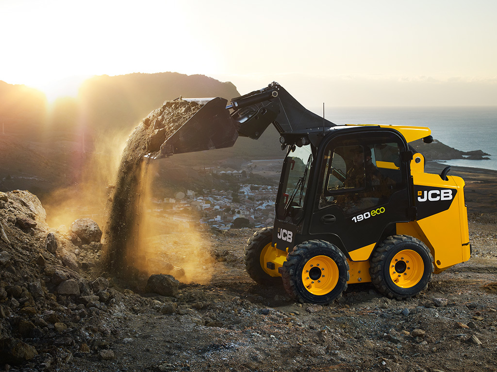 JCB 155滑移裝載機(jī)上市在即，歡迎咨詢